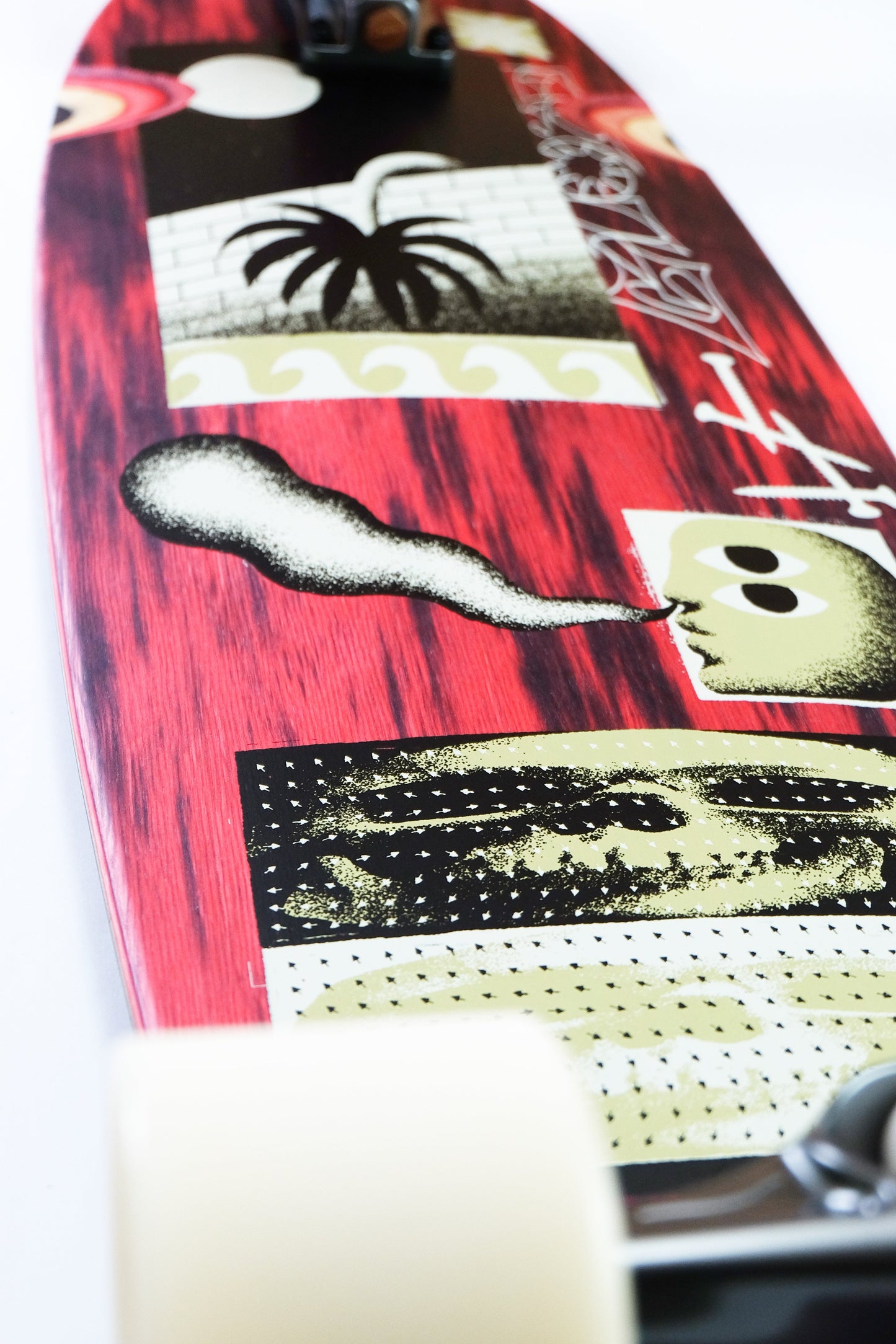 Globe Chromantic SS Last In 33" Surfskate - SkatebruhSG