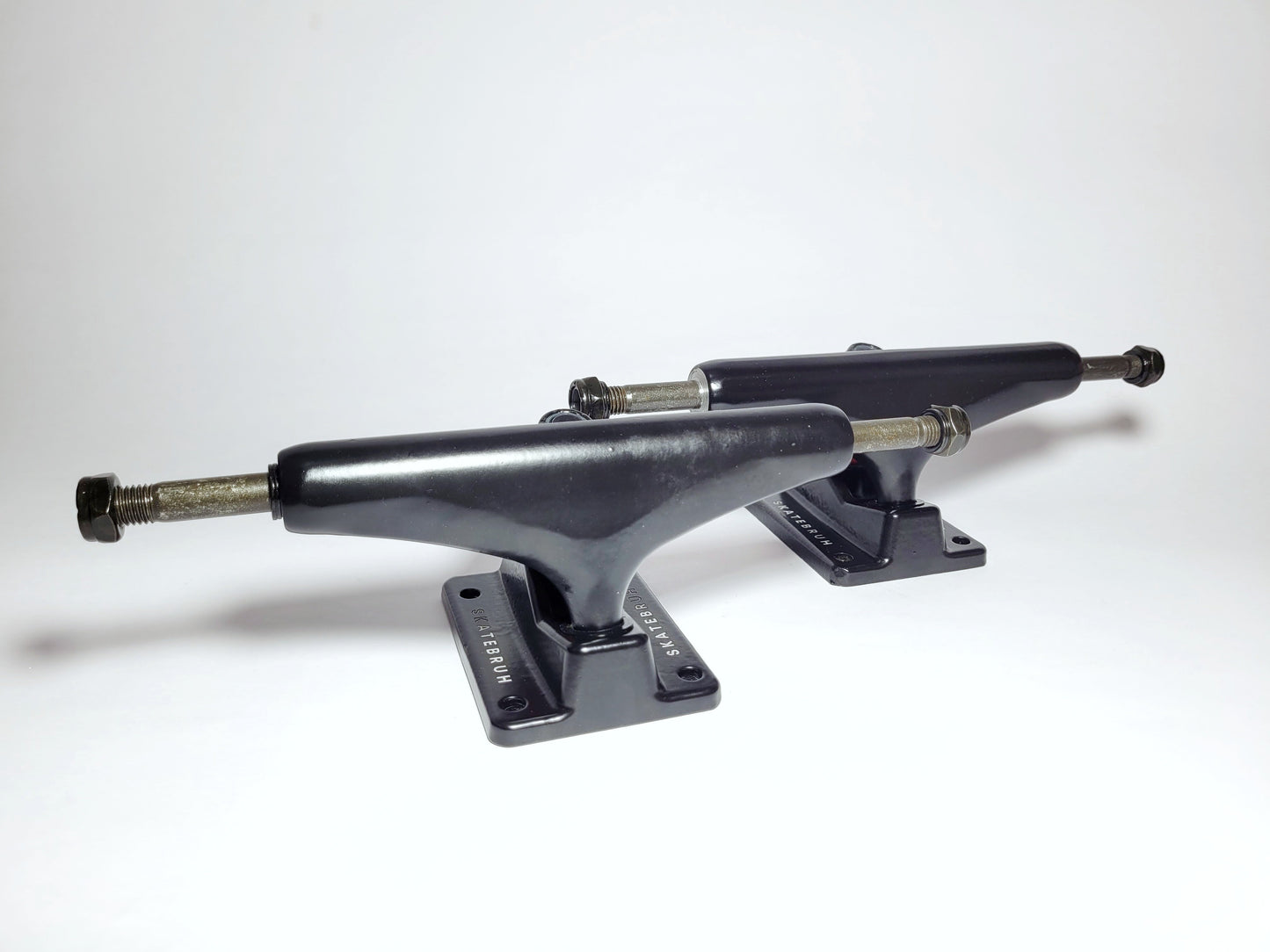 5.0" Skatebruh Matte Black Skateboard Trucks - SkatebruhSG