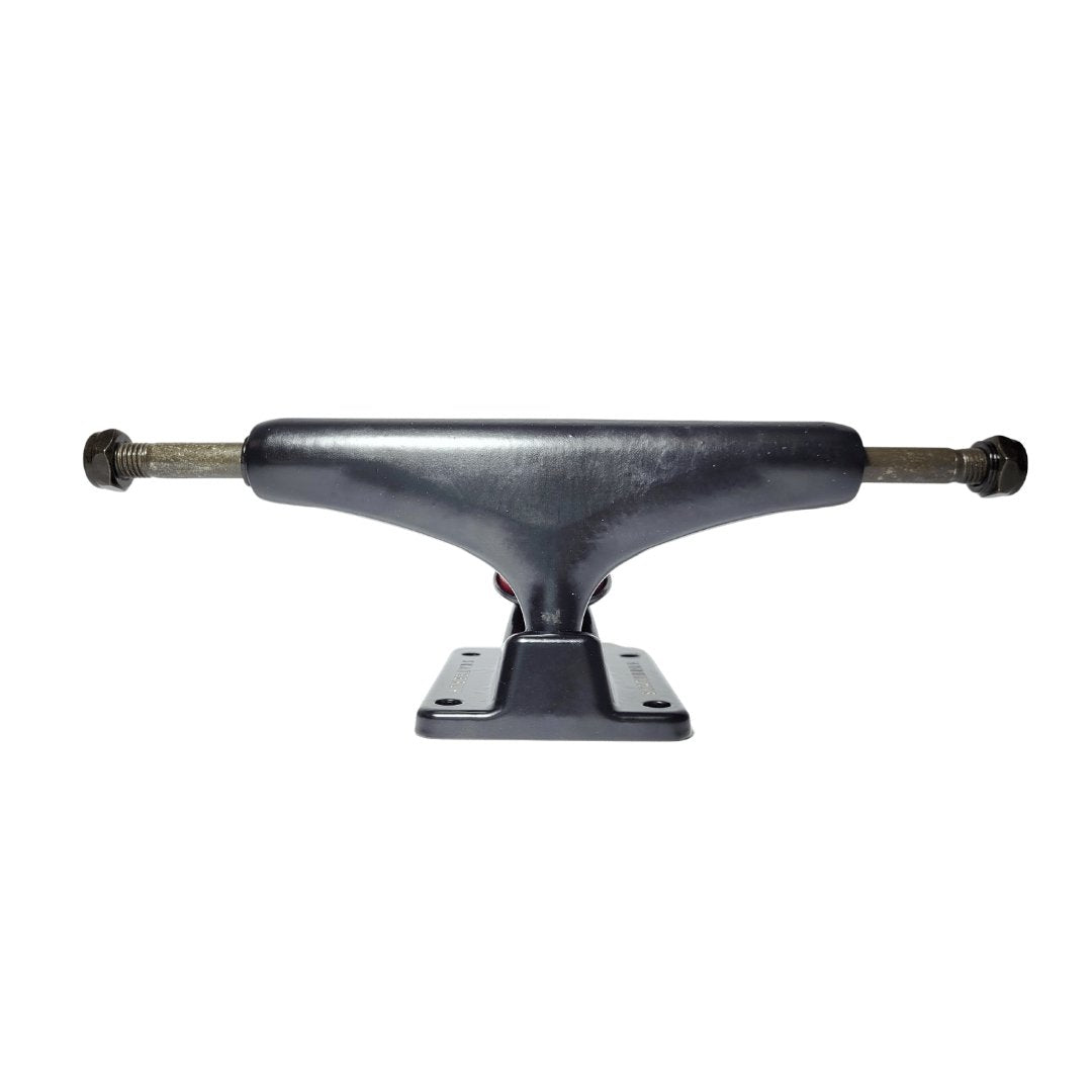 5.0" Skatebruh Matte Black Skateboard Trucks - SkatebruhSG