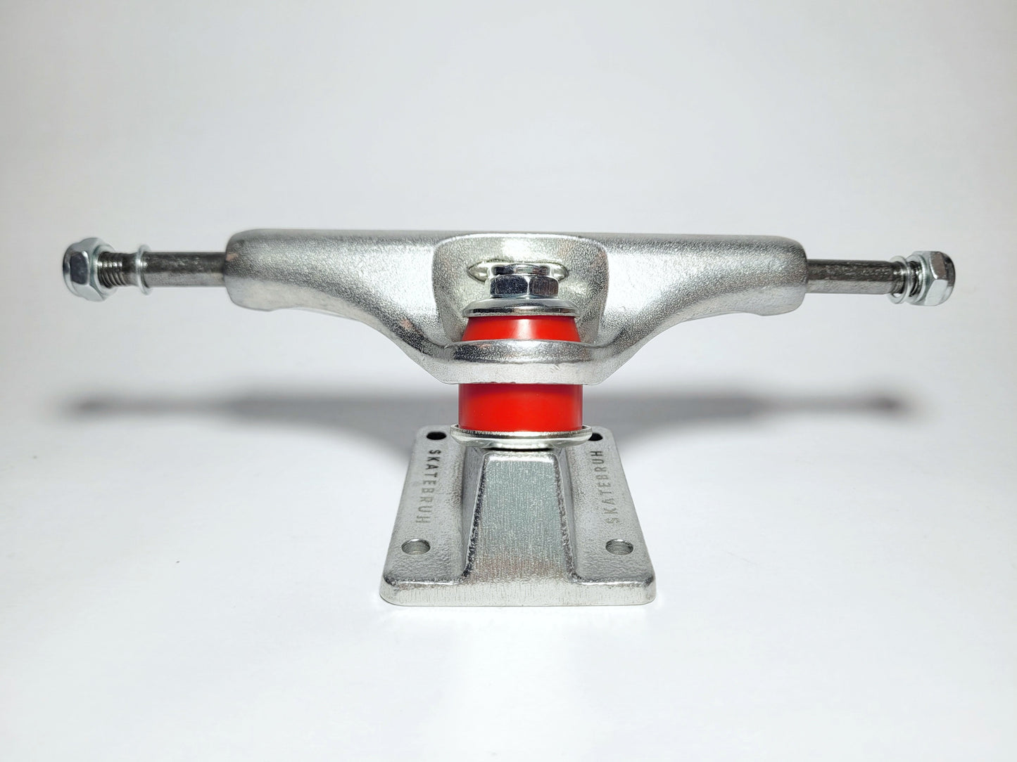 5.0" Skatebruh Polished Skateboard Trucks - Custom Skateboard Builder - SkatebruhSG