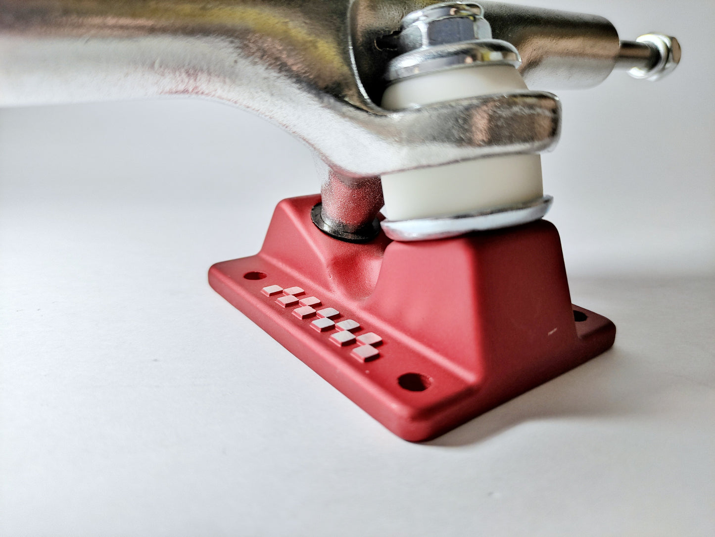 Ace 33 Classic Silver/Red Skateboard trucks - SkatebruhSG Singapore Skateshop