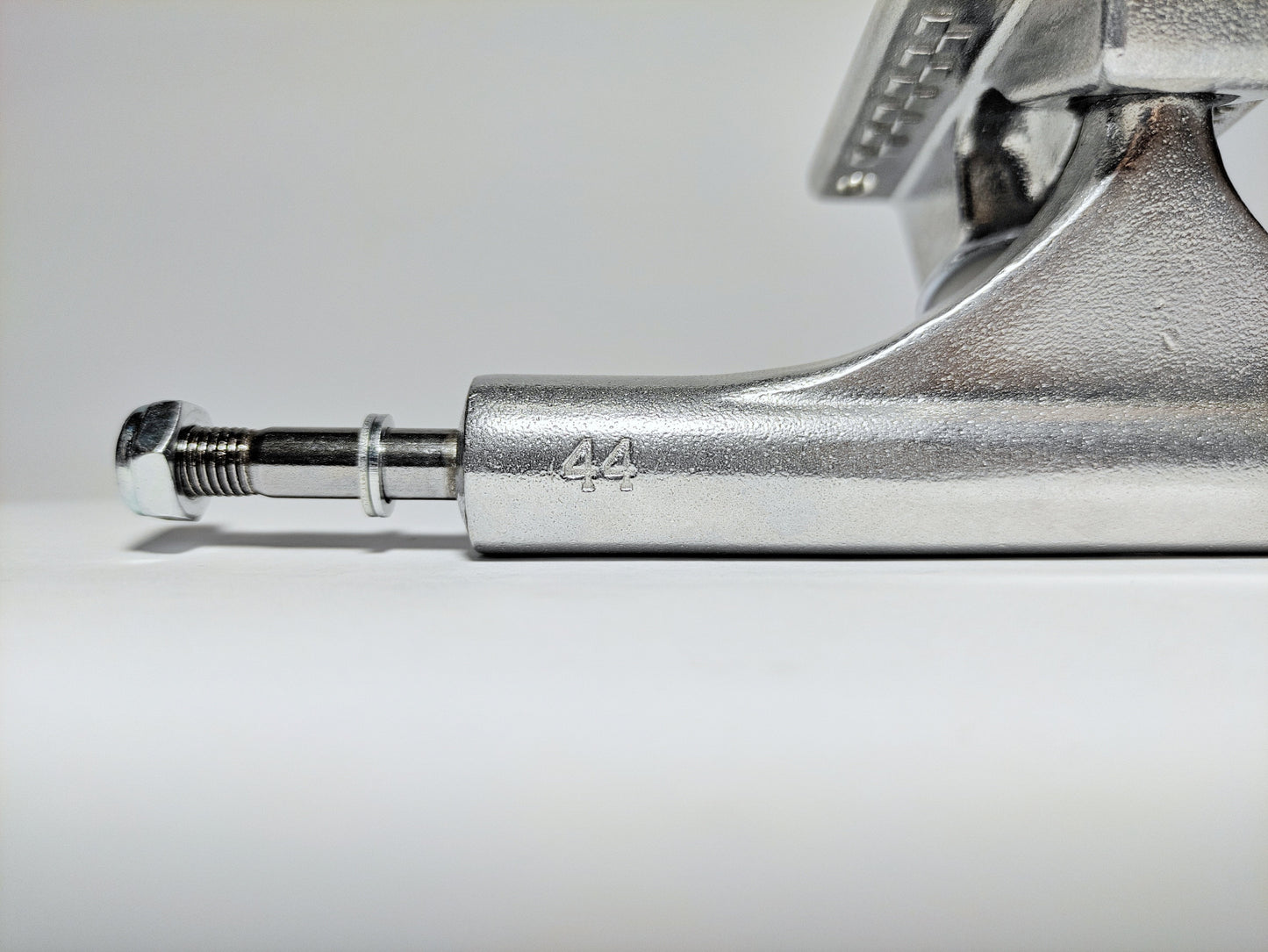Ace 44 Classic Polished Skateboard trucks - Custom Skateboard Builder - SkatebruhSG