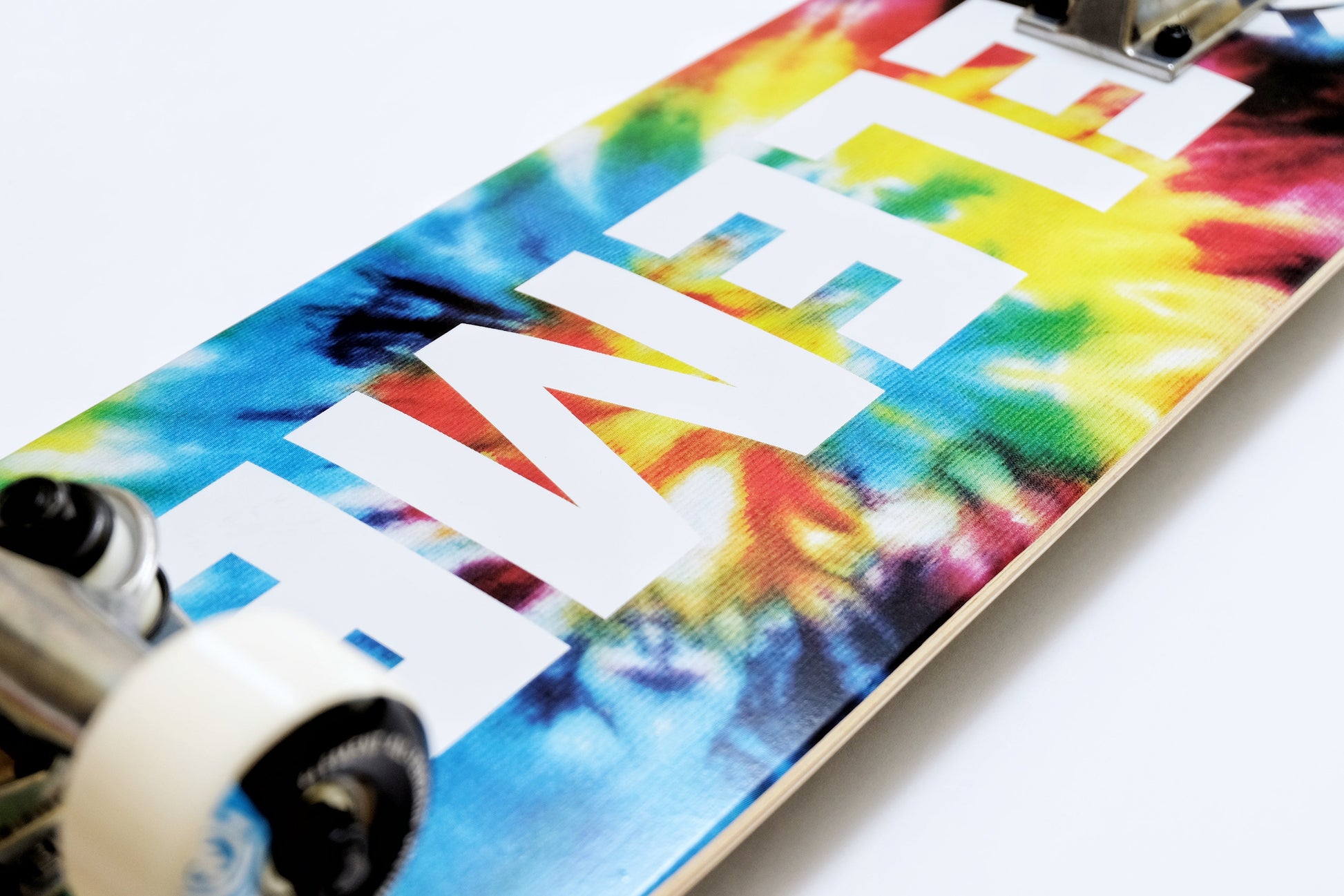 Element Blazin skateboard - SkatebruhSG