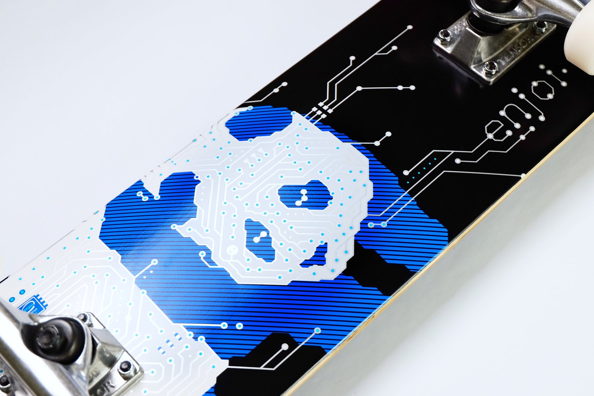 Enjoi Microchip skateboard - SkatebruhSG