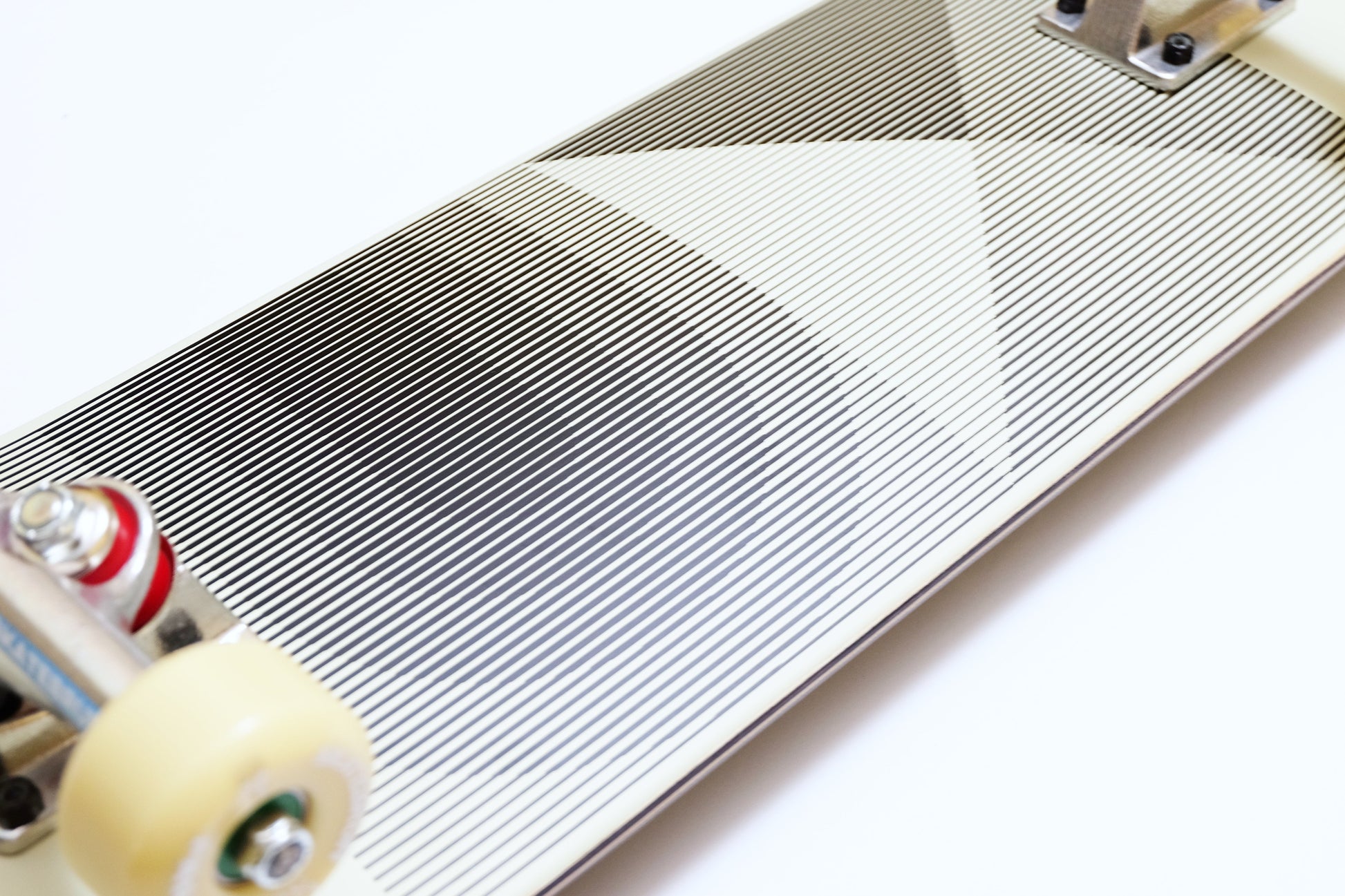 Globe G1 Lineform Off White skateboard - SkatebruhSG