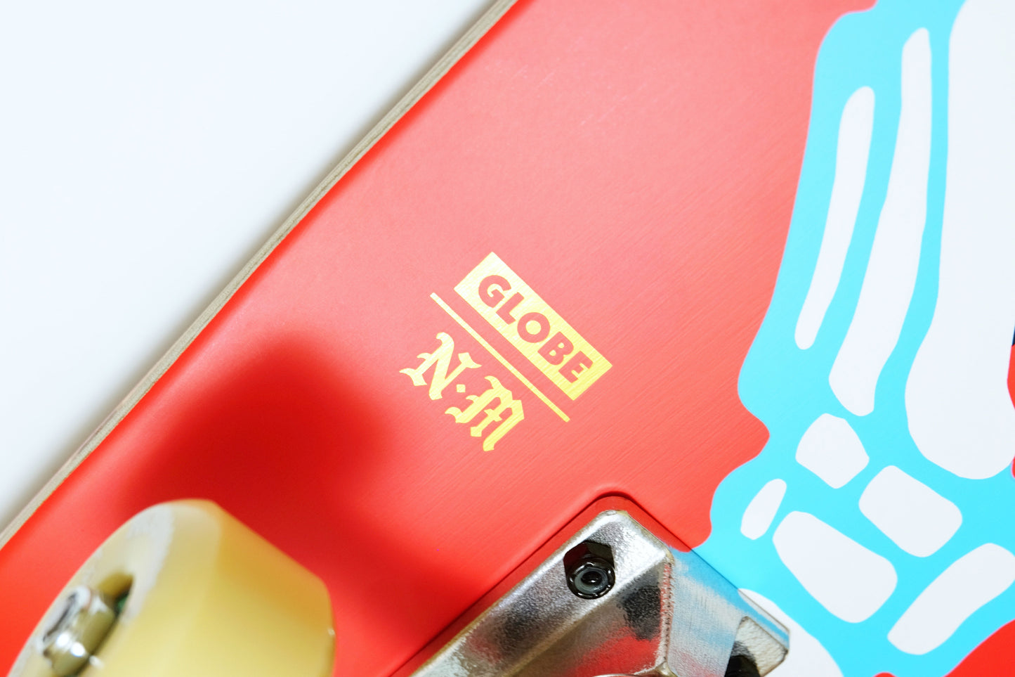 Globe G2 Never Made skateboard - SkatebruhSG