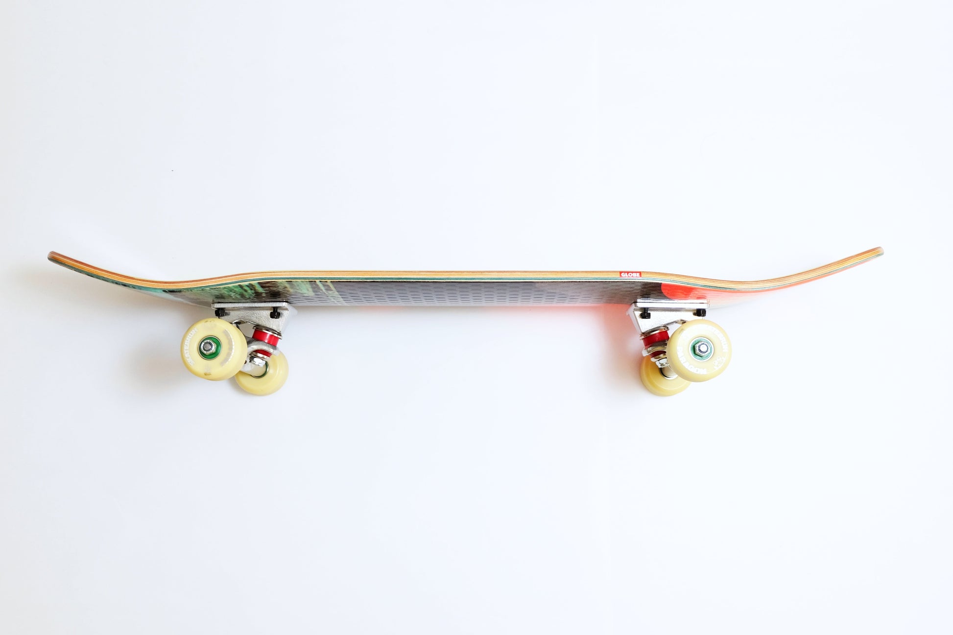 Globe G2 Rapid Space Sundance skateboard - SkatebruhSG