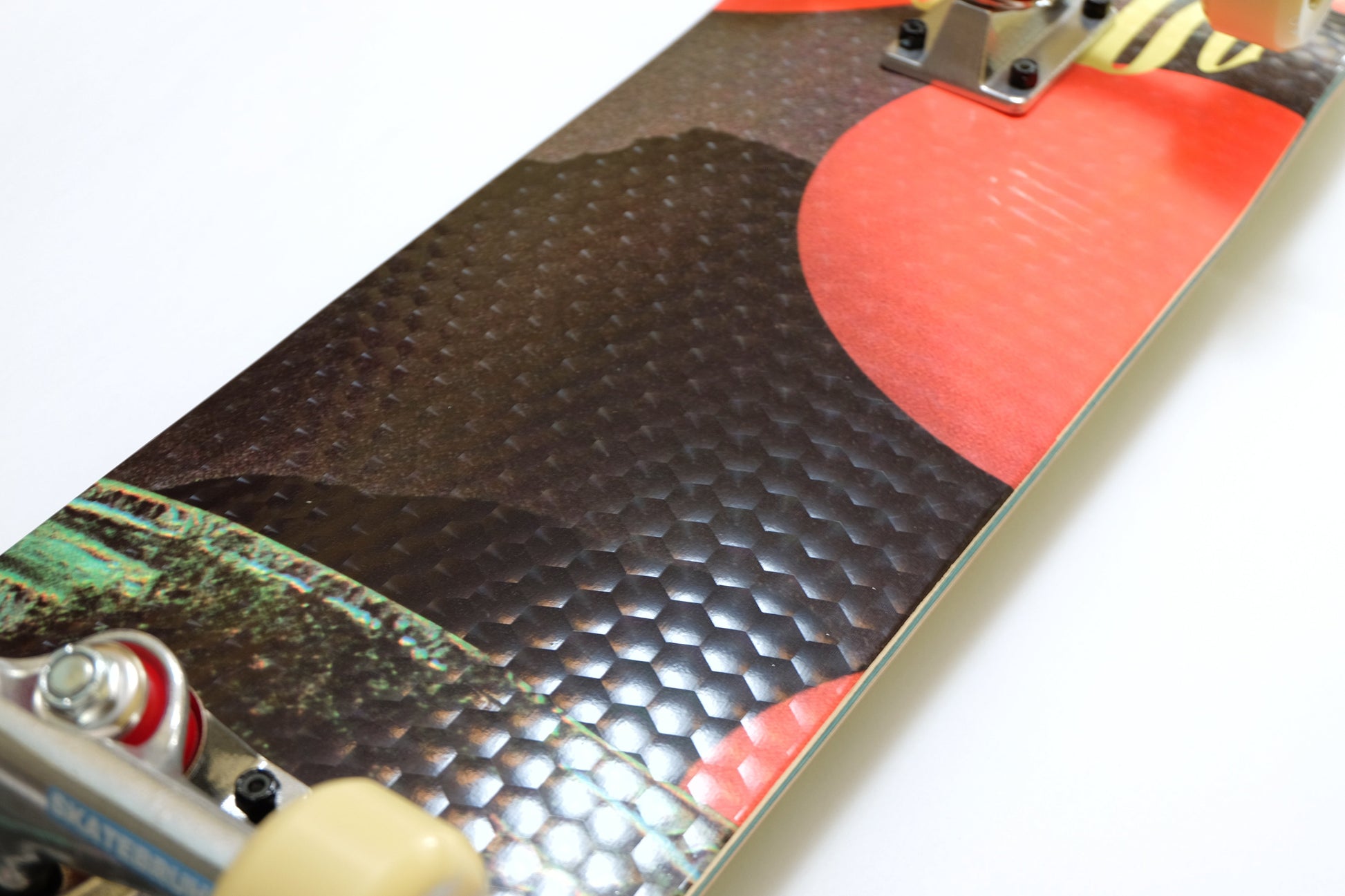 Globe G2 Rapid Space Sundance skateboard - SkatebruhSG