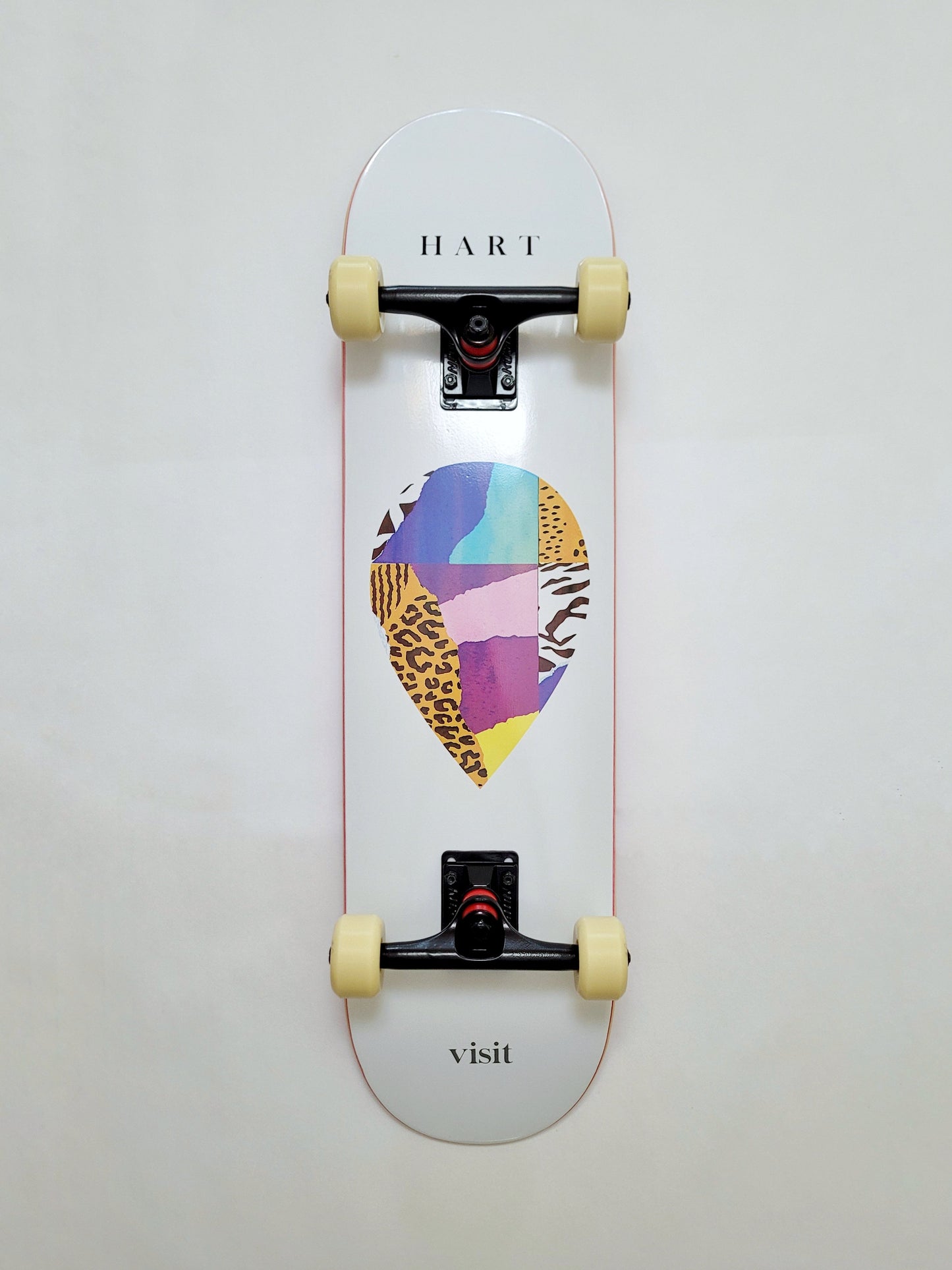 Hart Scrap Logo Visit Skateboard - SkatebruhSG