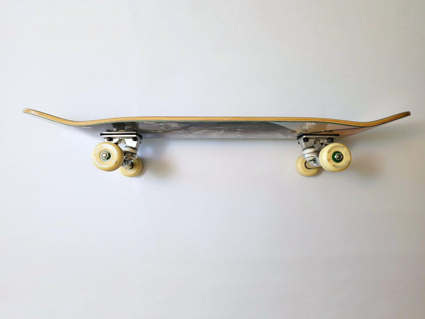 Poetic Collective 'Gradient Crown' skateboard - SkatebruhSG