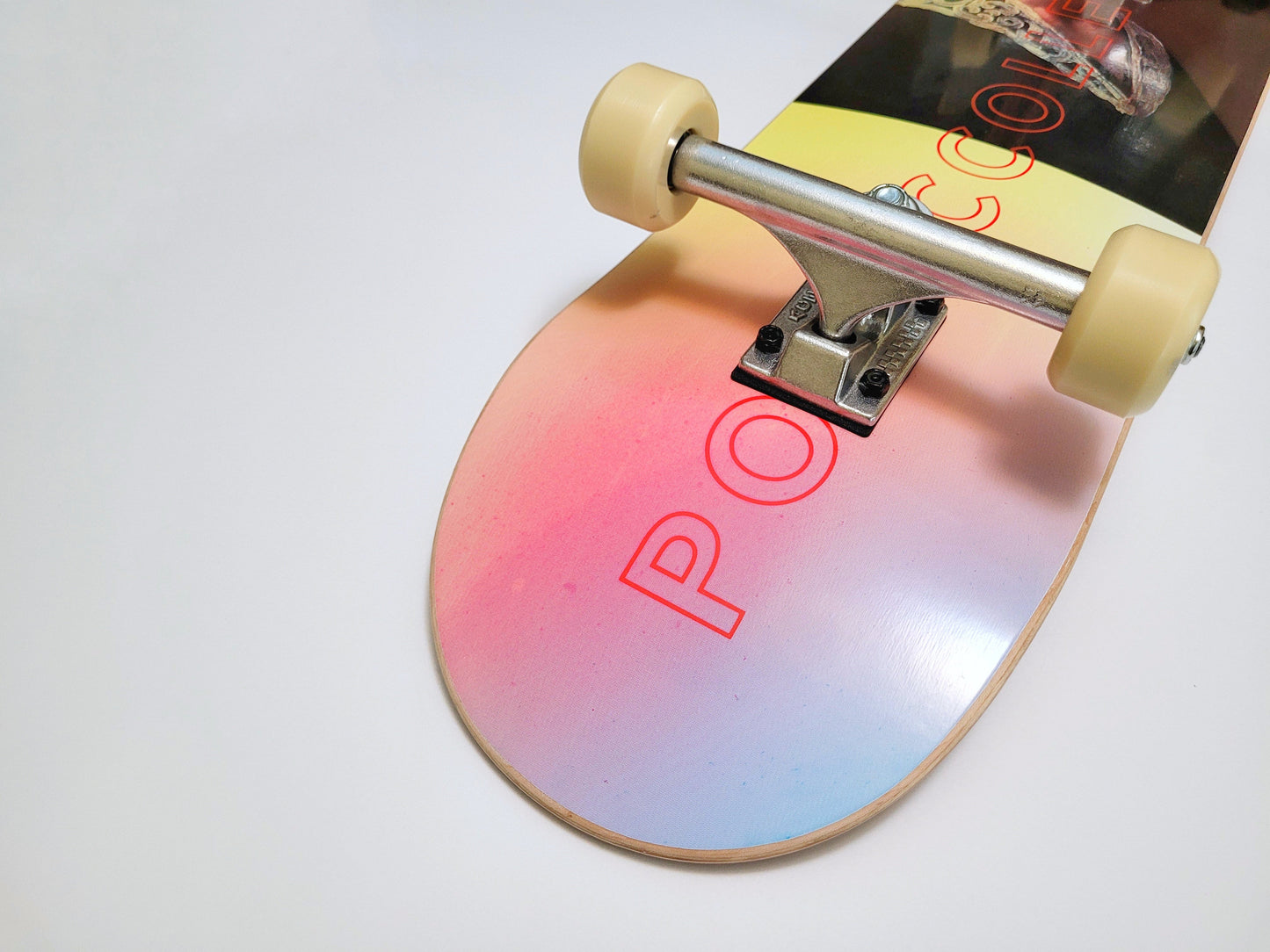 Poetic Collective 'Gradient Portrait' skateboard - SkatebruhSG