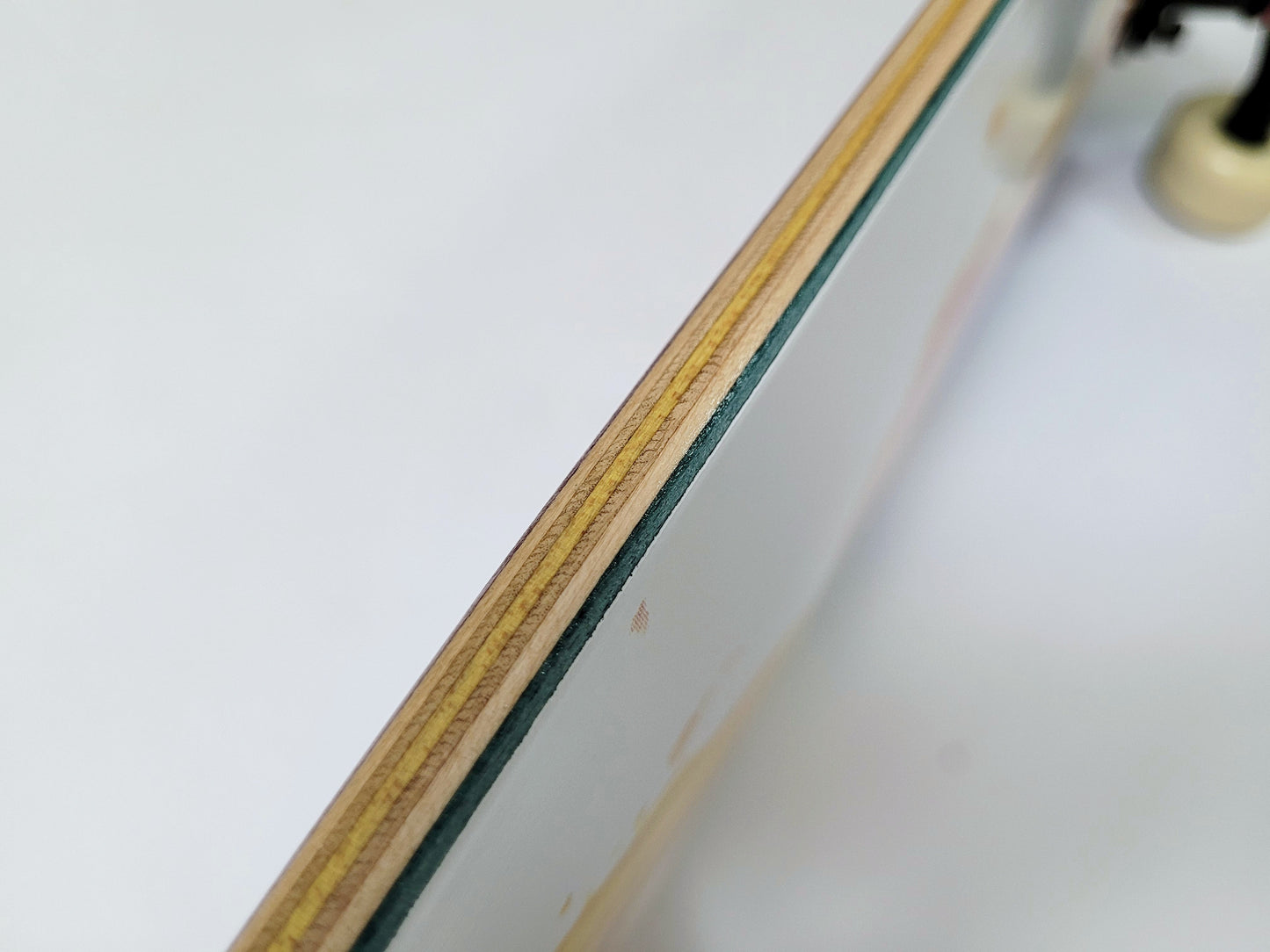 Poetic Spray Wave 'Right' Skateboard - SkatebruhSG