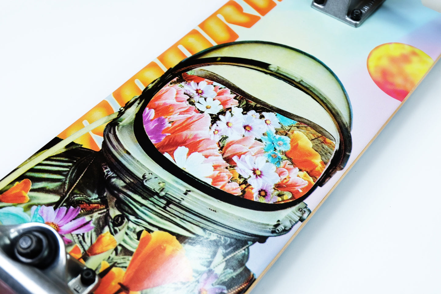 Primitive Spaceman Skateboard - SkatebruhSG