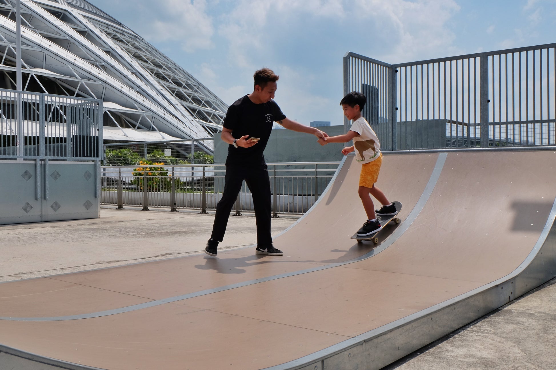 Skateboarding lesson - SkatebruhSG