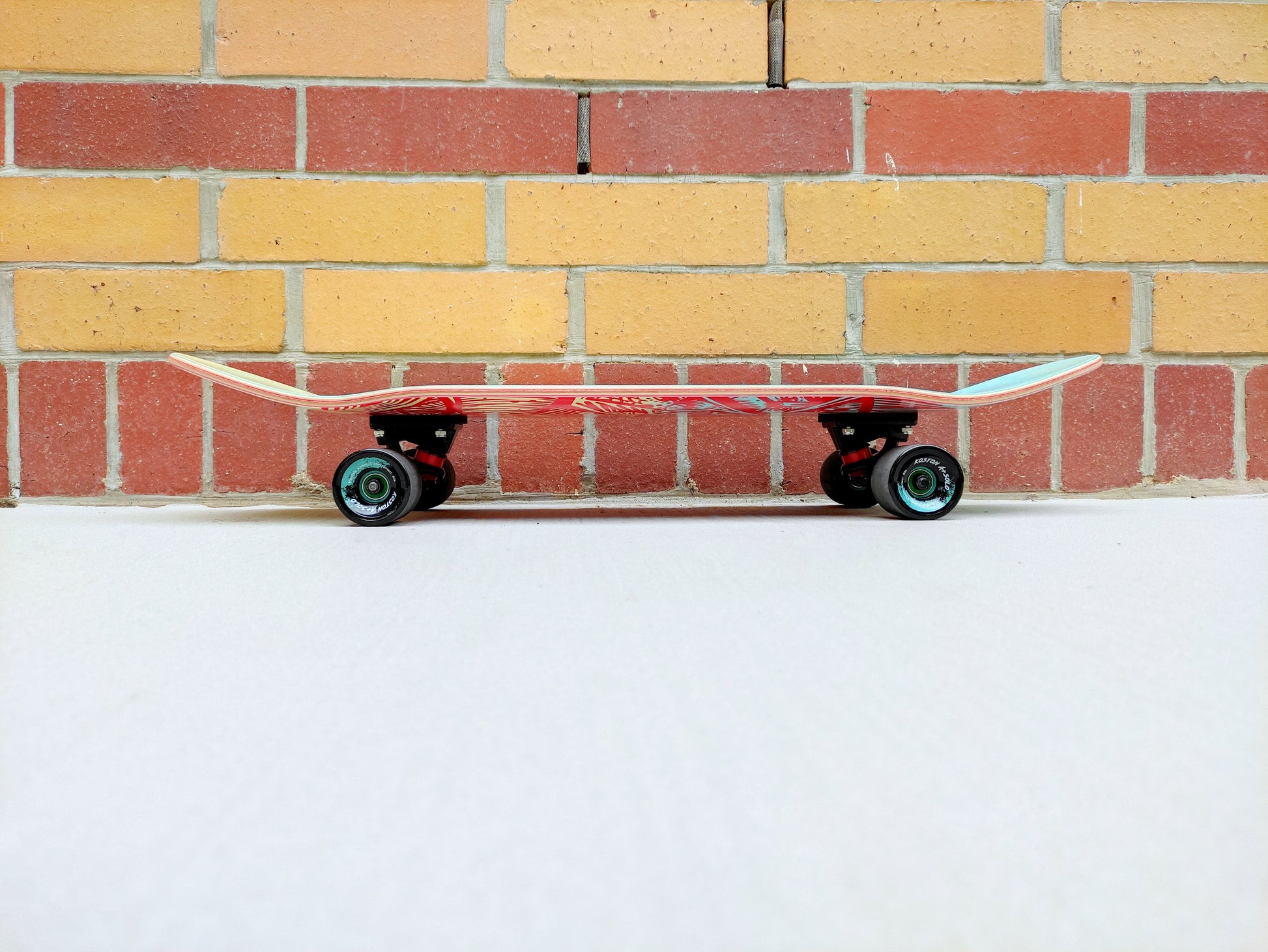 UMA Maité Cruiser board - SkatebruhSG