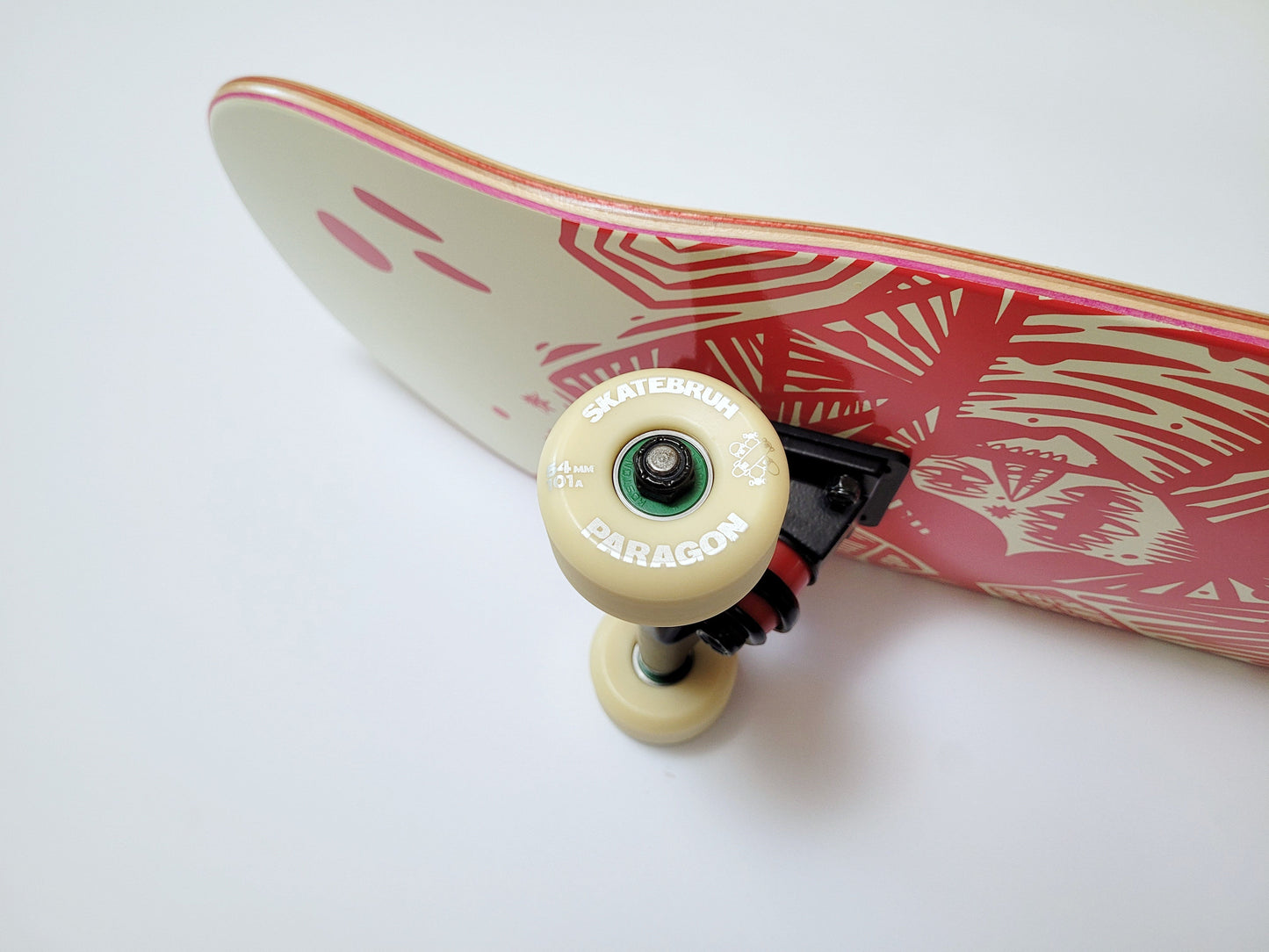 UMA Right Said Red Maité Skateboard - SkatebruhSG