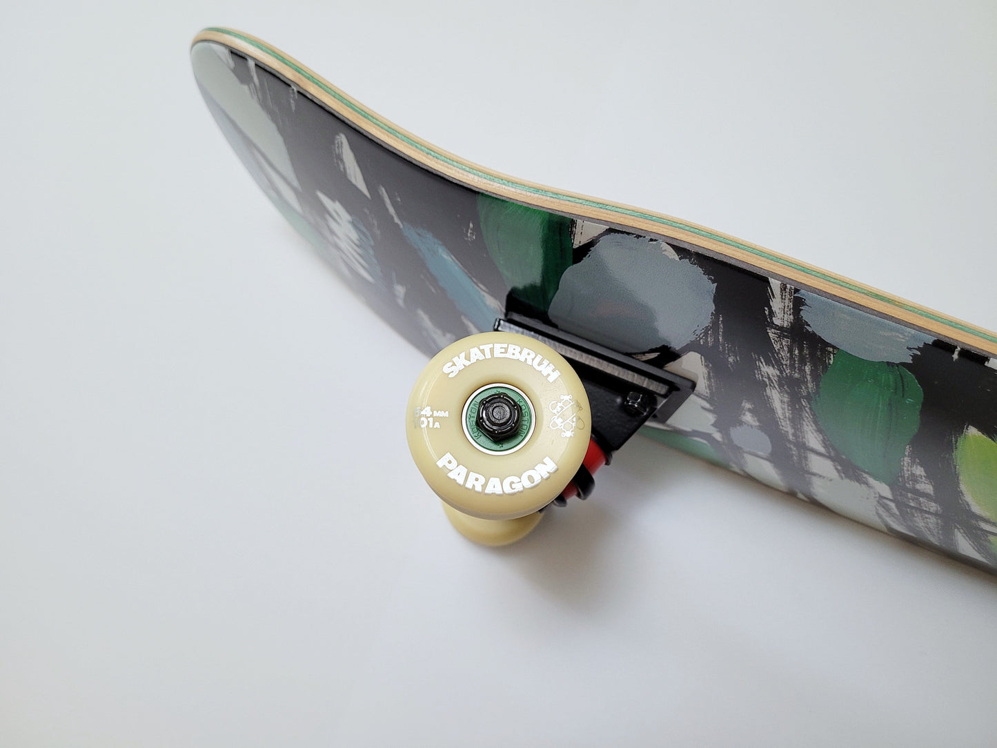 UMA 'Shadow' Skateboard - SkatebruhSG