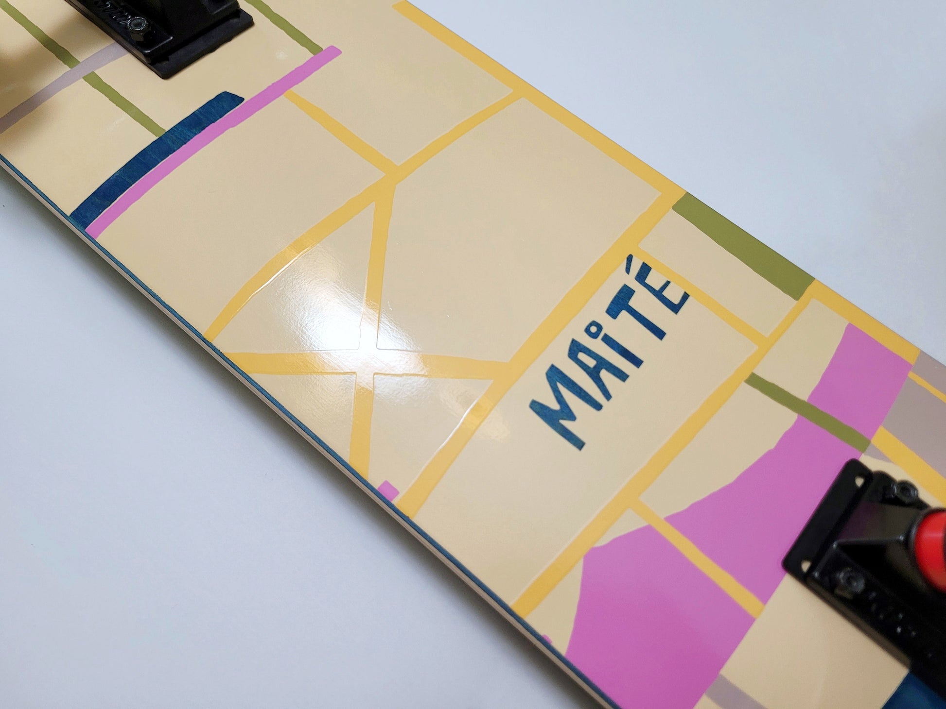 UMA 'Undercurrent Maité' Skateboard - SkatebruhSG