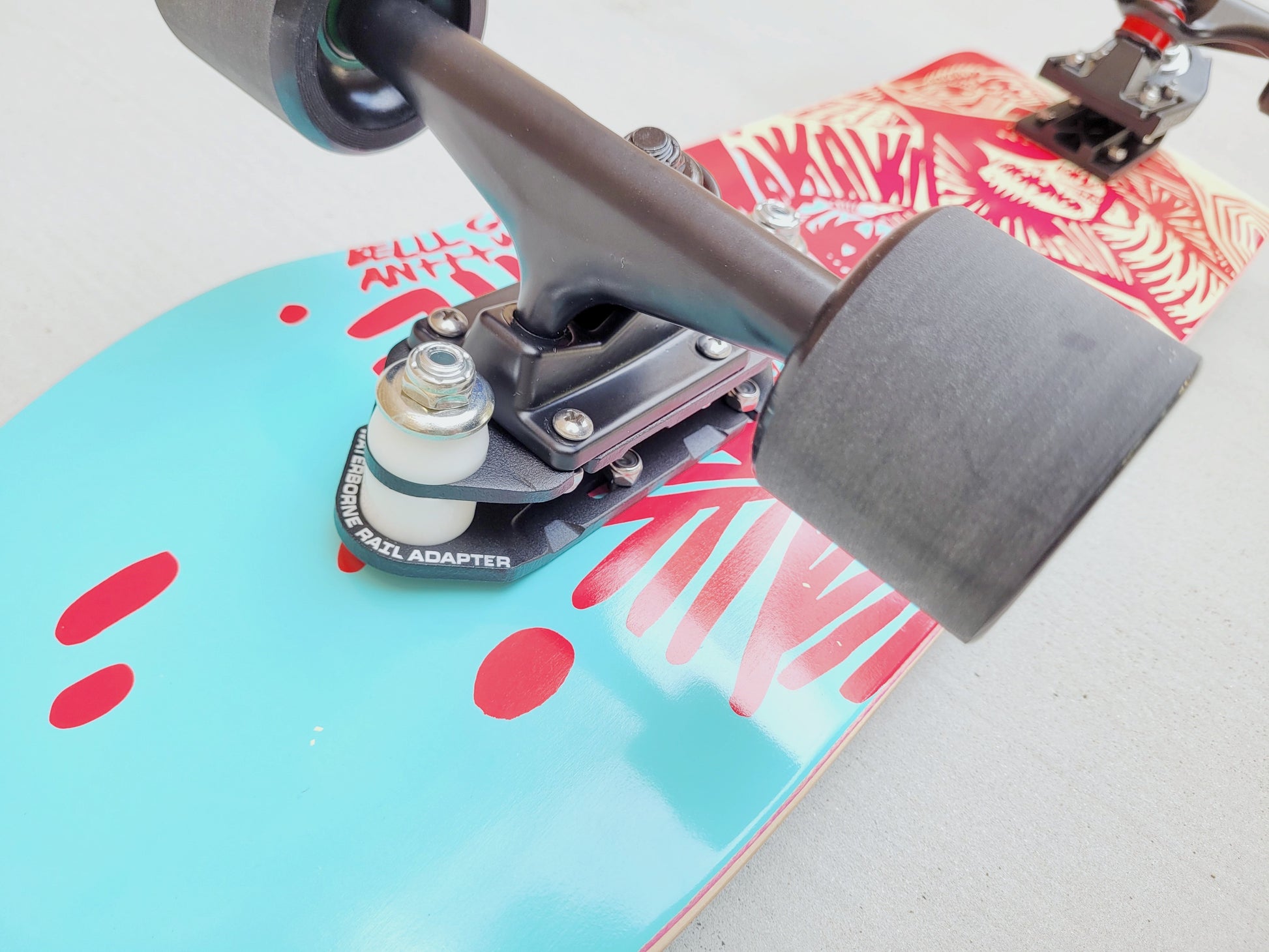 Waterborne UMA 'Maité' Surfskate - SkatebruhSG