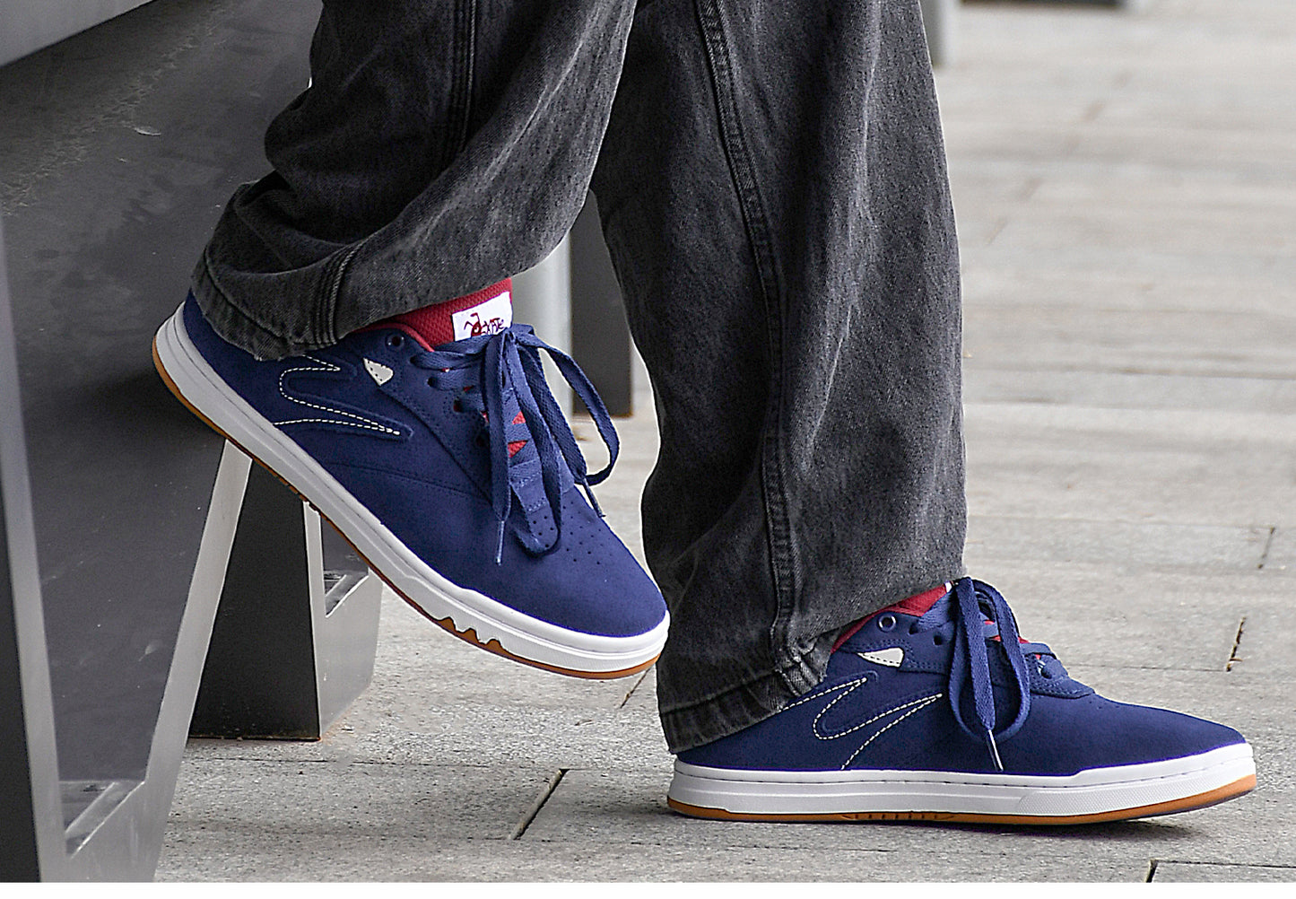 Goluck Ants Cupsole blue red white suede skate shoes