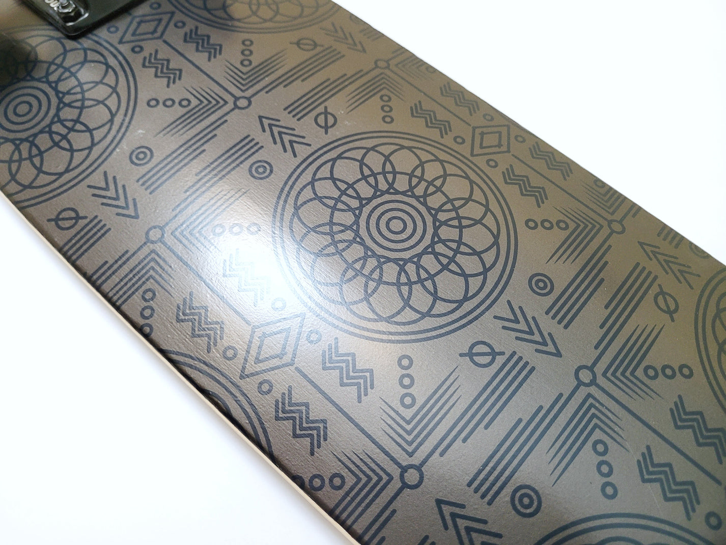 LS Ambler Black Pineapple Cruiser board SkatebruhSG