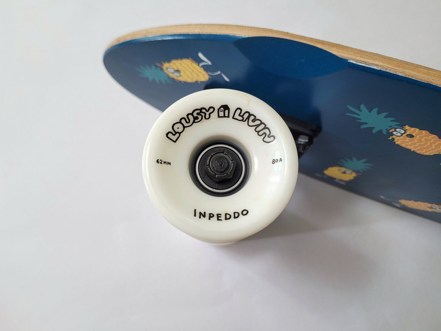 LS Ambler Black Pineapple Cruiser board SkatebruhSG