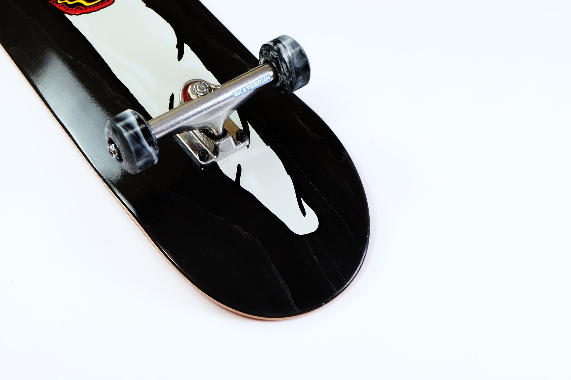 UMA 8.25" Streams Maite skateboard - SkatebruhSG