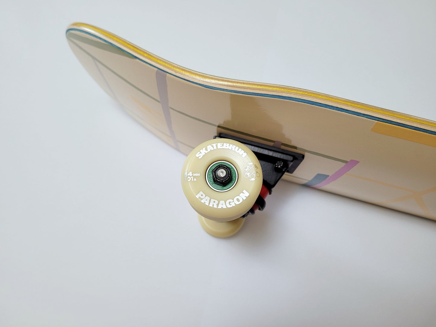 UMA 'Undercurrent Maité' Skateboard - SkatebruhSG